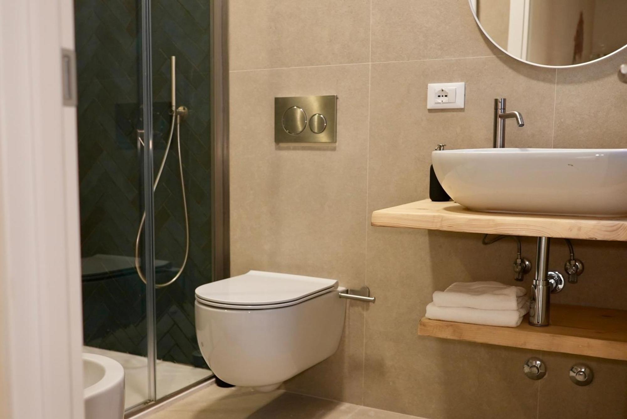 Qn Apartments Venesia Bagian luar foto