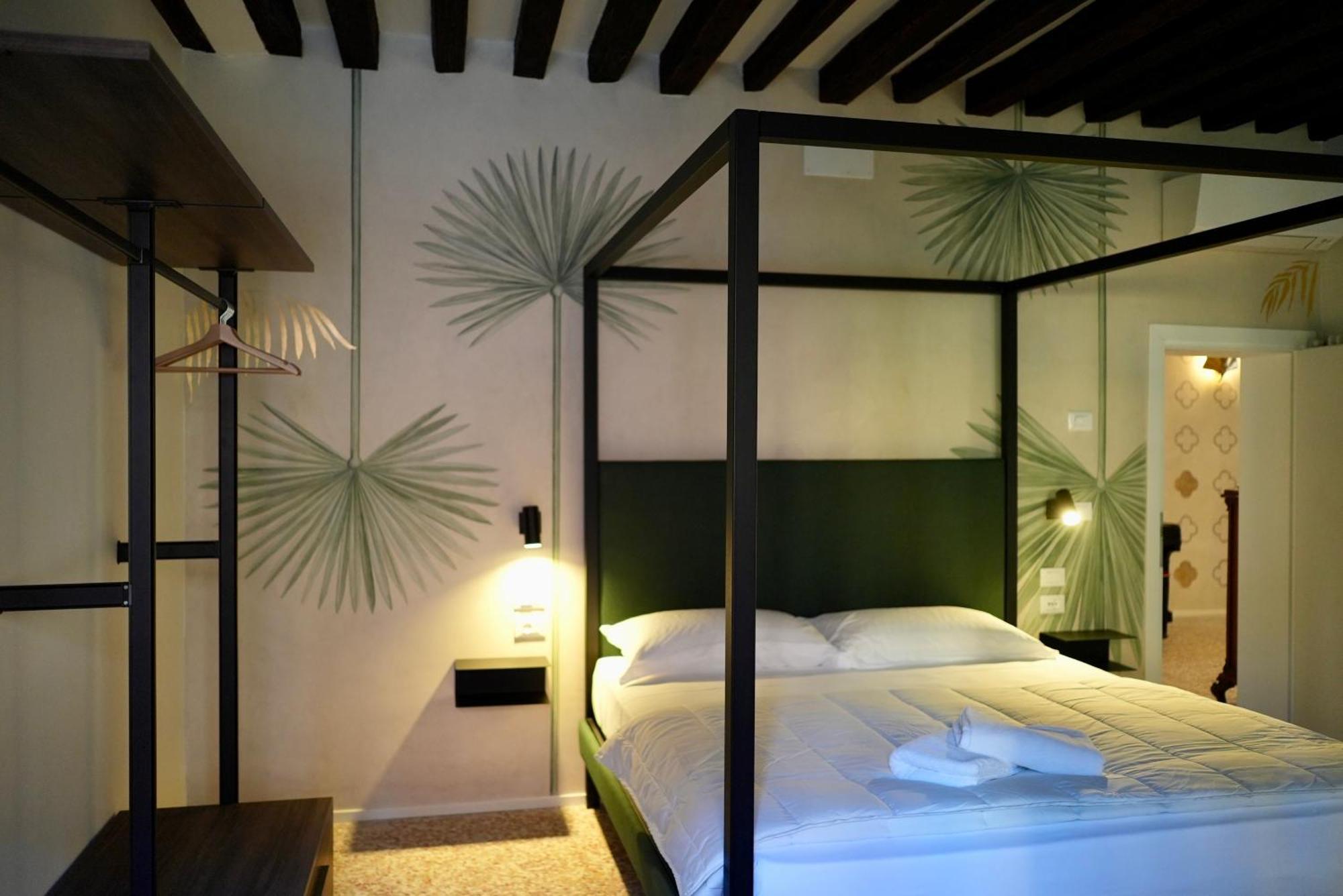 Qn Apartments Venesia Bagian luar foto